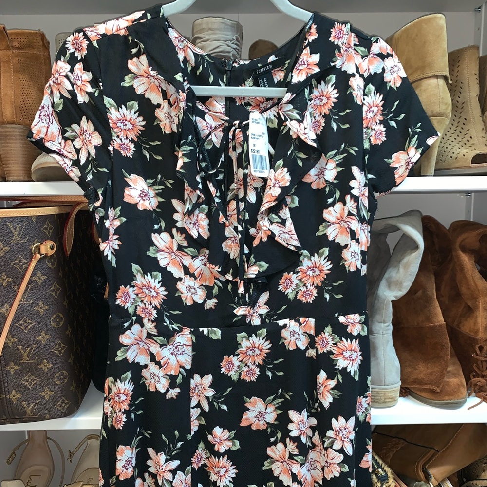 NWT Forever21 fit and flare floral dress